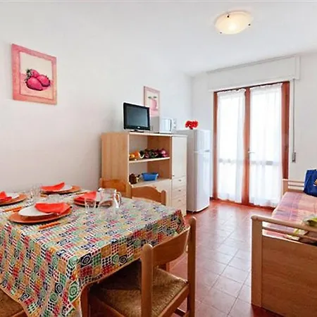 Condominio Diana, Lido Del Sole 아파트 비비오네